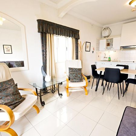 Vic- Seafront Apartment Sliema Kültér fotó
